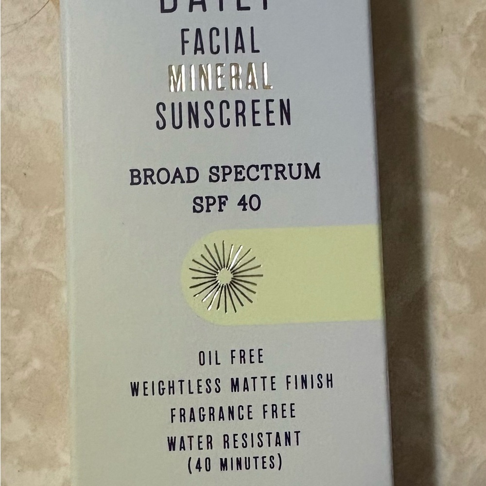 DAILY Facial Mineral Sunscreen SPF 40 - Cream